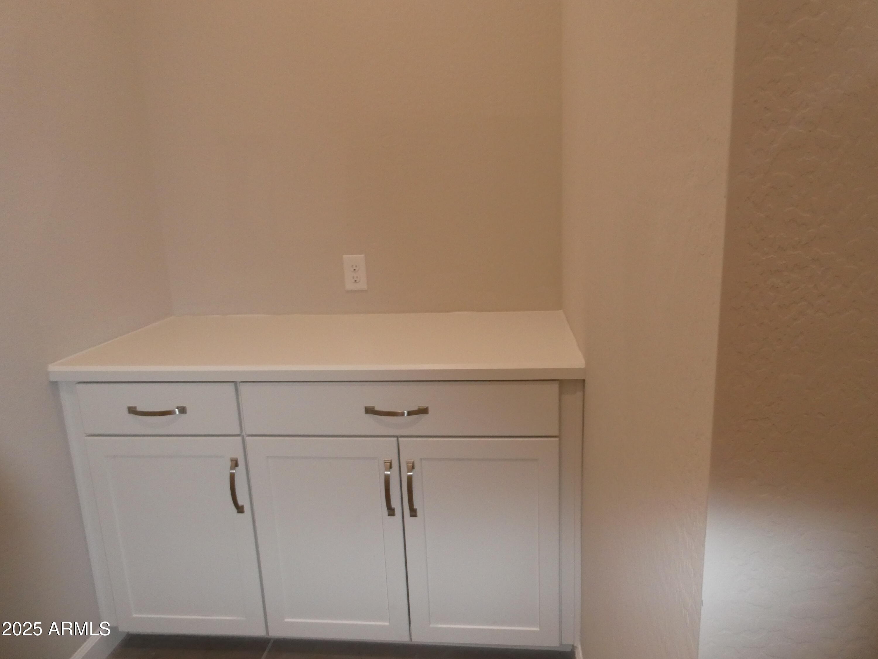 5027 Gallop Way Scottsdale, AZ 85254 - Photo 18 of 25 a close view of closet