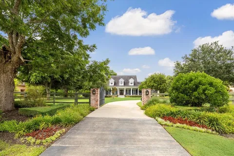 $1,865,000 | 31243 Riverlake Road, Fulshear, TX 77441