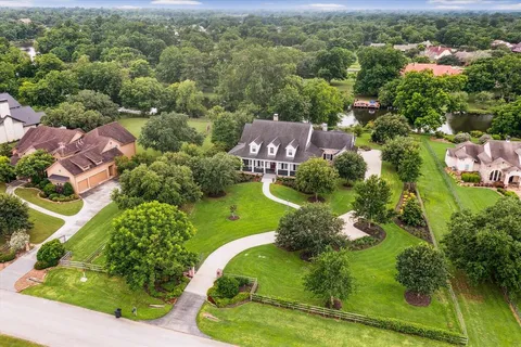 $1,865,000 | 31243 Riverlake Road, Fulshear, TX 77441