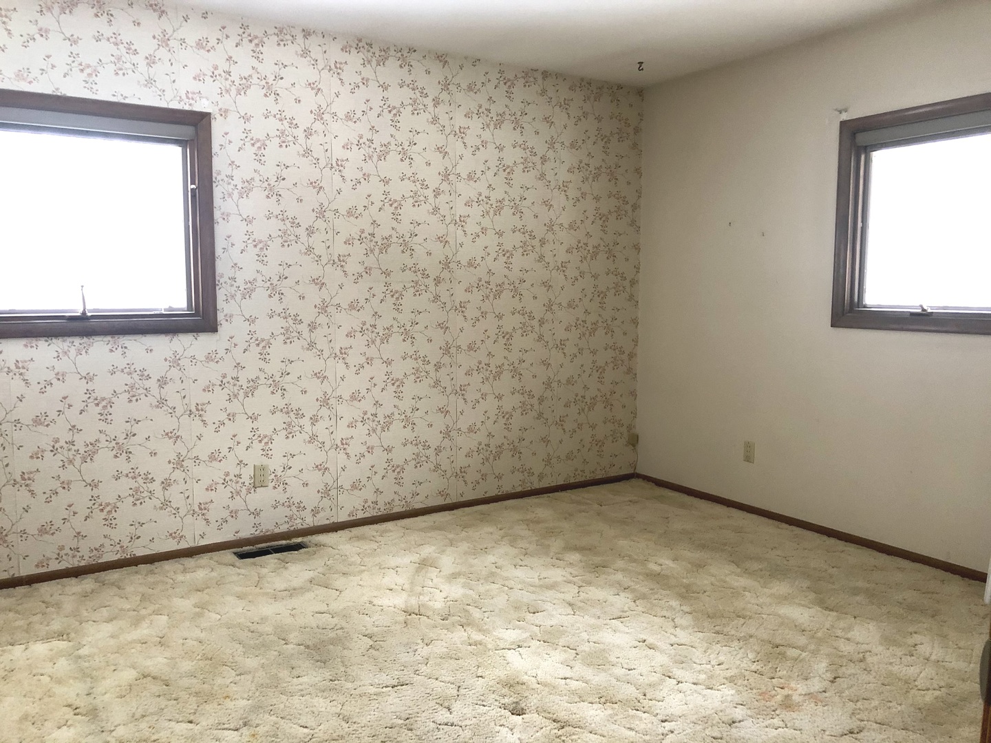 2174 Lowell Park Road Dixon, IL 61021 - Photo 7 of 15
