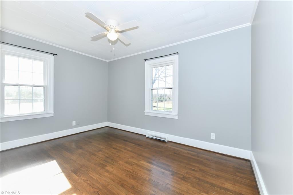 6350 Company Mill Road Climax, NC 27233 - Photo 10 of 28 3rd bedroom