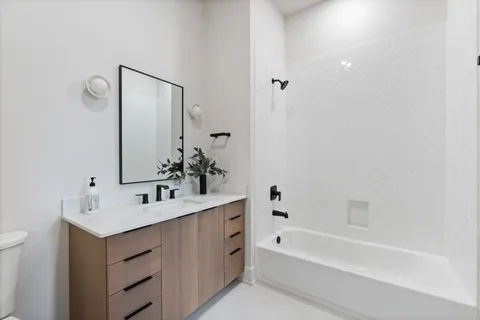 $400,000 | 1090 Haysboro Avenue, Unit 309, Nashville, TN 37216