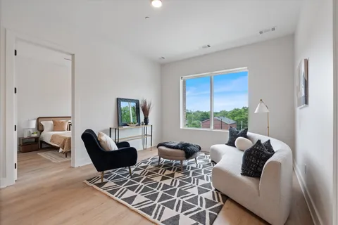 $400,000 | 1090 Haysboro Avenue, Unit 309, Nashville, TN 37216