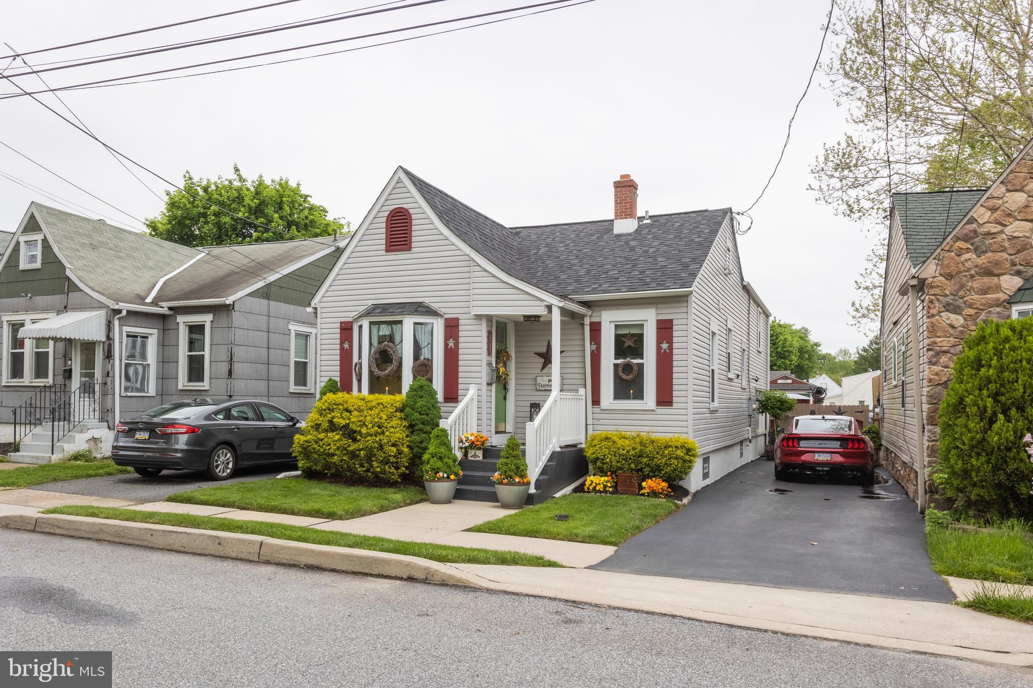 2617 Johnson Road Marcus Hook, PA 19061 - Photo 2 of 25