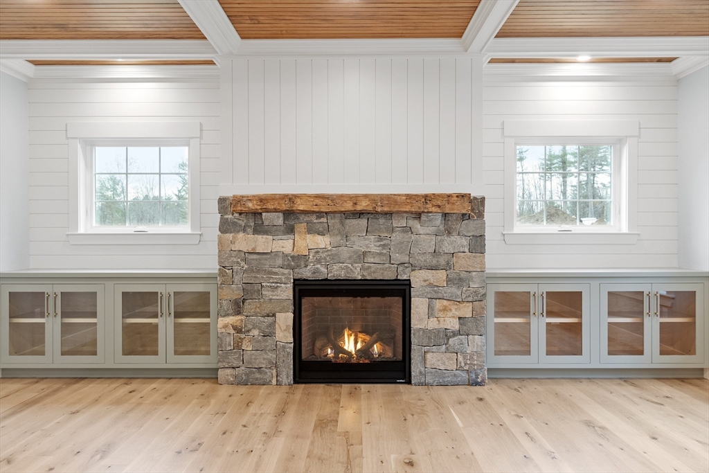 385 Green Road Bolton, MA 01740 - Photo 12 of 29