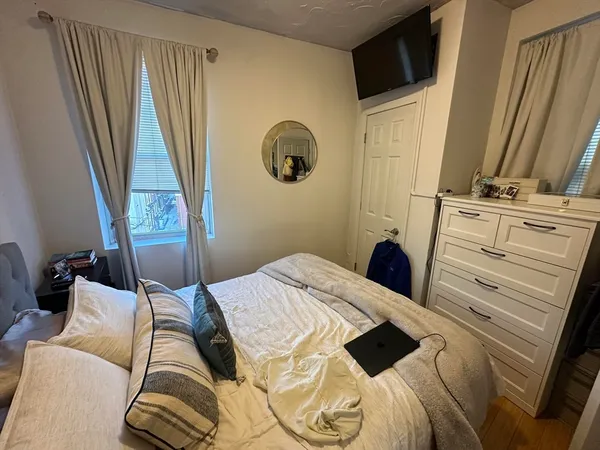 $3,450 | 35 North Margin Street, Unit 8, Boston, MA 02113