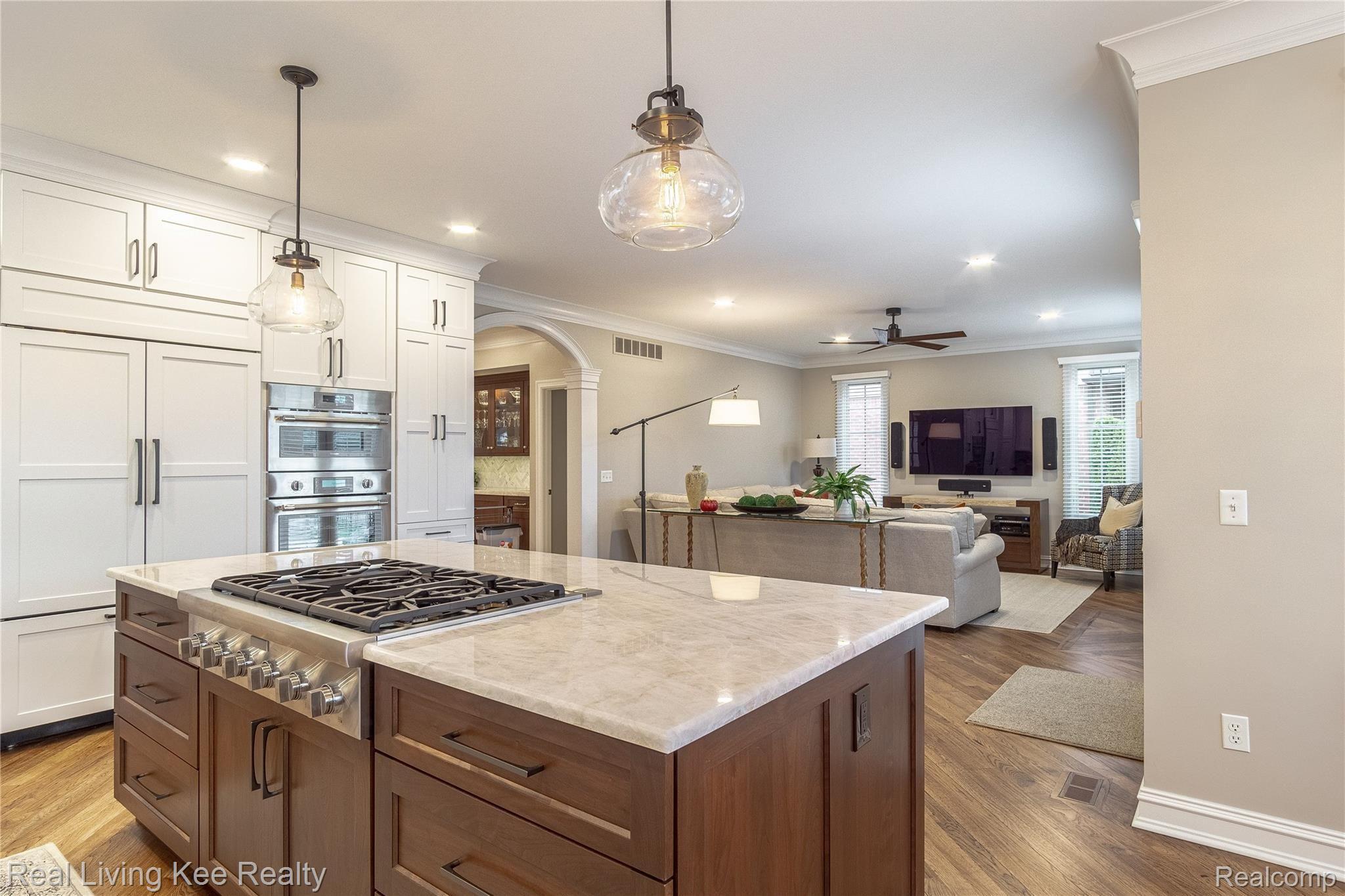 309 Ferndale Avenue Rochester, MI 48307 - Photo 44 of 75 Interiors (31 of 62).jpg