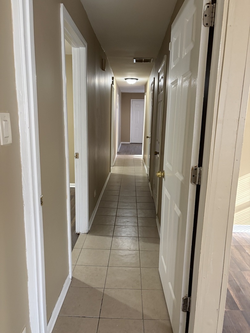 16130 Justine Street Markham, IL 60428 - Photo 12 of 18