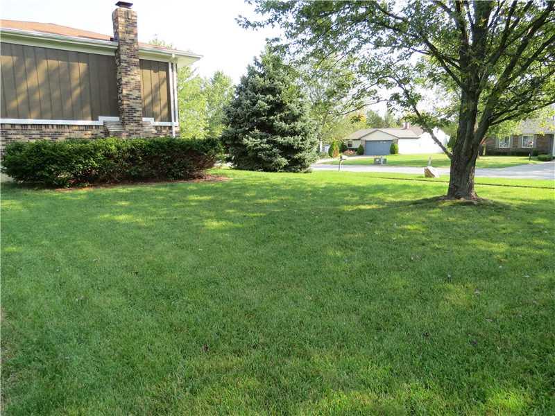 8214 Castle Farms Road Indianapolis, IN 46256 - Photo 14 of 15