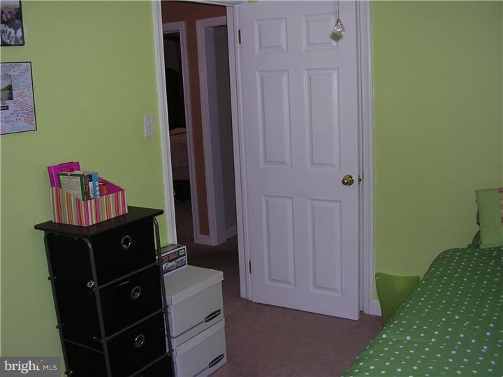 611 Ivyland Road Warminster, PA 18974 - Photo 13 of 25 Bedroom 3