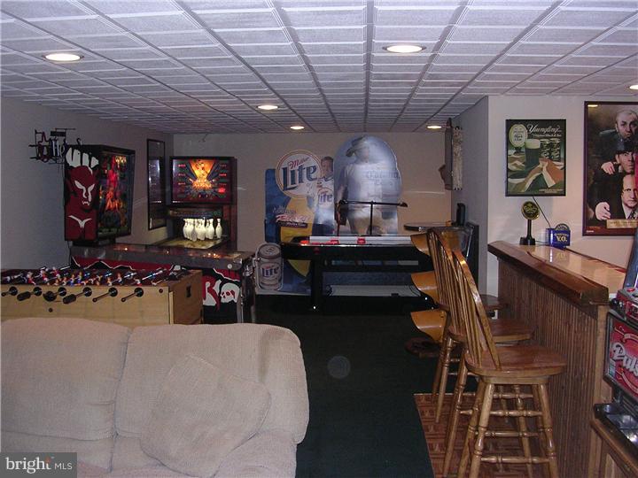 611 Ivyland Road Warminster, PA 18974 - Photo 16 of 25 Basement - Finished
