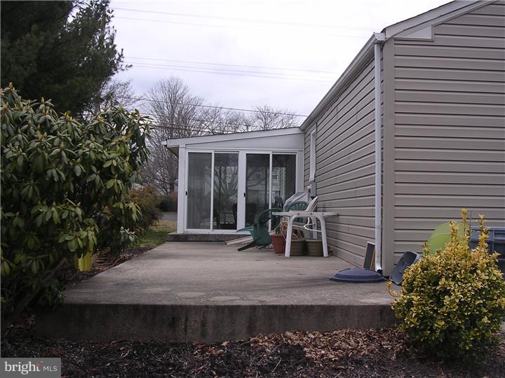 611 Ivyland Road Warminster, PA 18974 - Photo 18 of 25 Patio