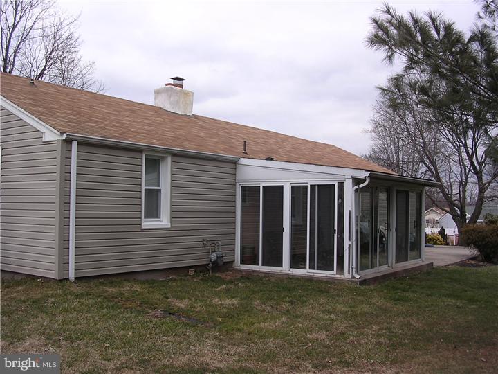 611 Ivyland Road Warminster, PA 18974 - Photo 22 of 25 Sun Room