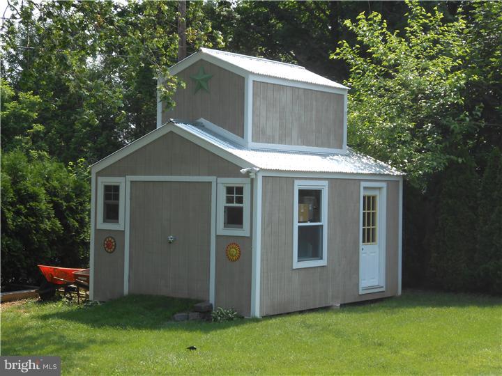 611 Ivyland Road Warminster, PA 18974 - Photo 23 of 25 Storage Shed