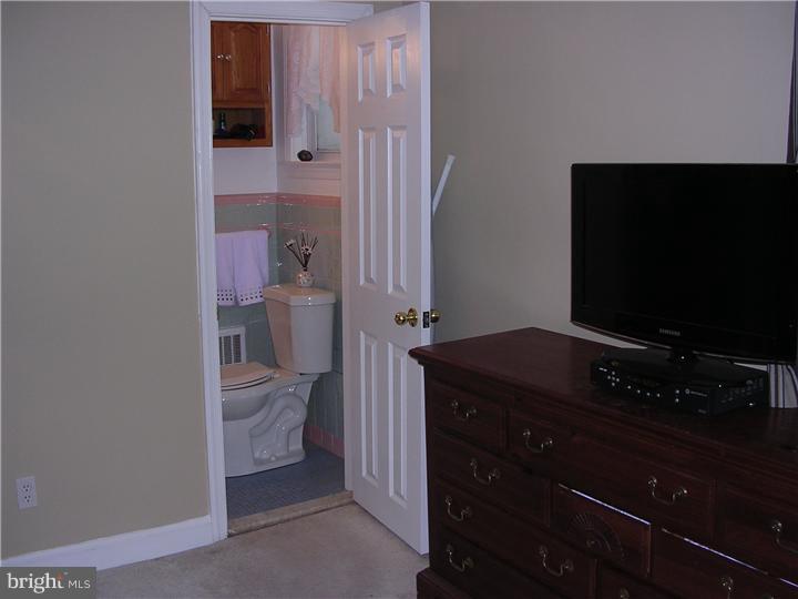 611 Ivyland Road Warminster, PA 18974 - Photo 9 of 25 Master Bathroom