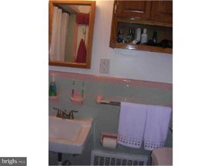 611 Ivyland Road Warminster, PA 18974 - Photo 10 of 25 Master Bathroom