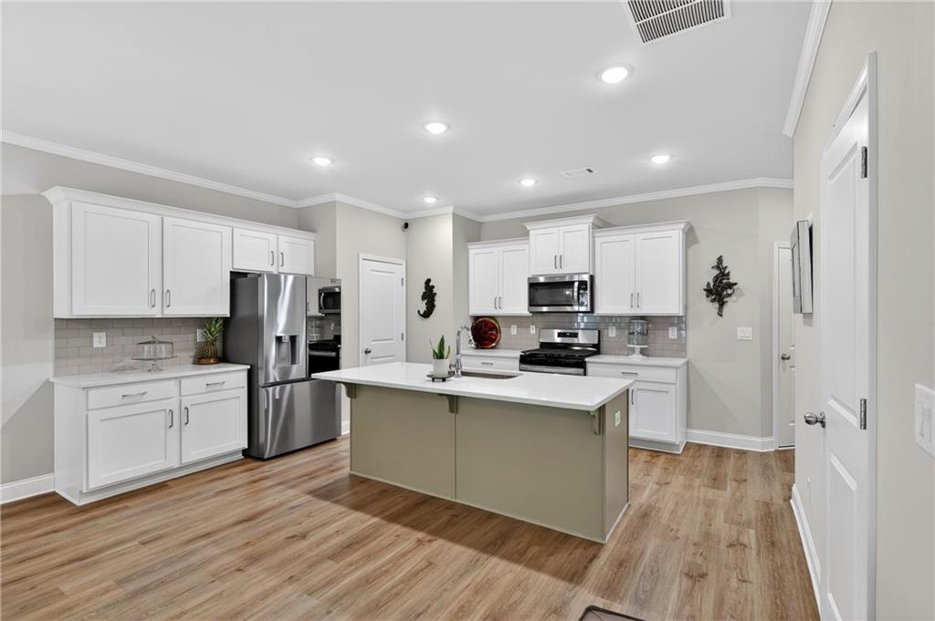 3915 Cavalier Way Duluth, GA 30097 - Photo 9 of 72
