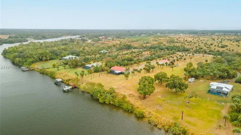 $850,000 | 5220 Fort Denaud Road, LaBelle, FL 33935