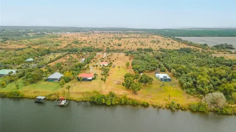 $850,000 | 5220 Fort Denaud Road, LaBelle, FL 33935