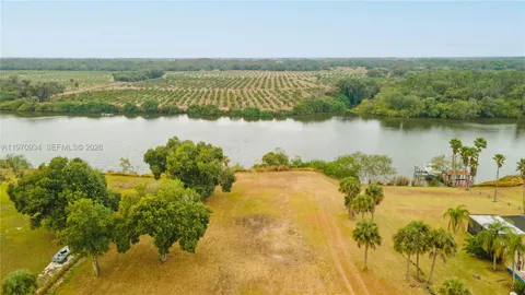 $850,000 | 5220 Fort Denaud Road, LaBelle, FL 33935