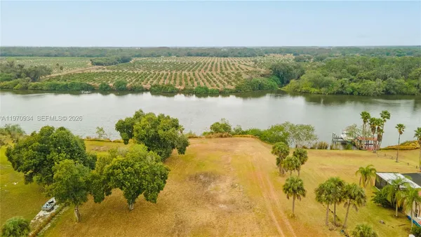 $850,000 | 5220 Fort Denaud Road, LaBelle, FL 33935