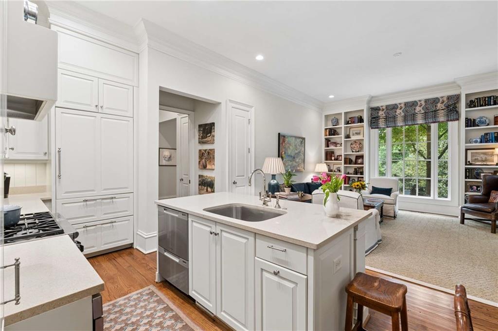 39 West Wesley Road Northwest, Unit 1 Atlanta, GA 30305 - Photo 16 of 43 Gallery Image 16