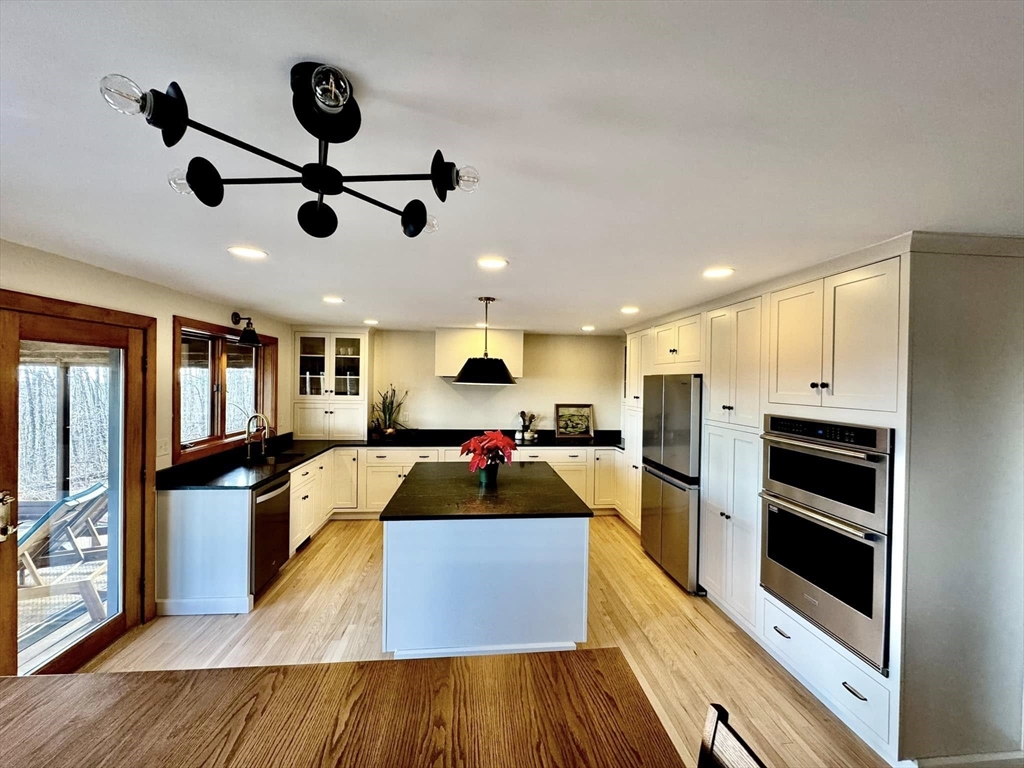 48 Birch Bluff Road Montgomery, MA 01085 - Photo 7 of 41