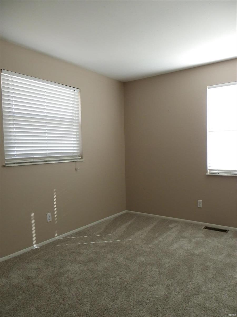 1 Greengage Rd Street St. Peters, MO 63376 - Photo 8 of 17