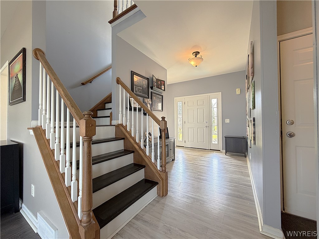 2949 West Lake Road Wilson, NY 14172 - Photo 4 of 41