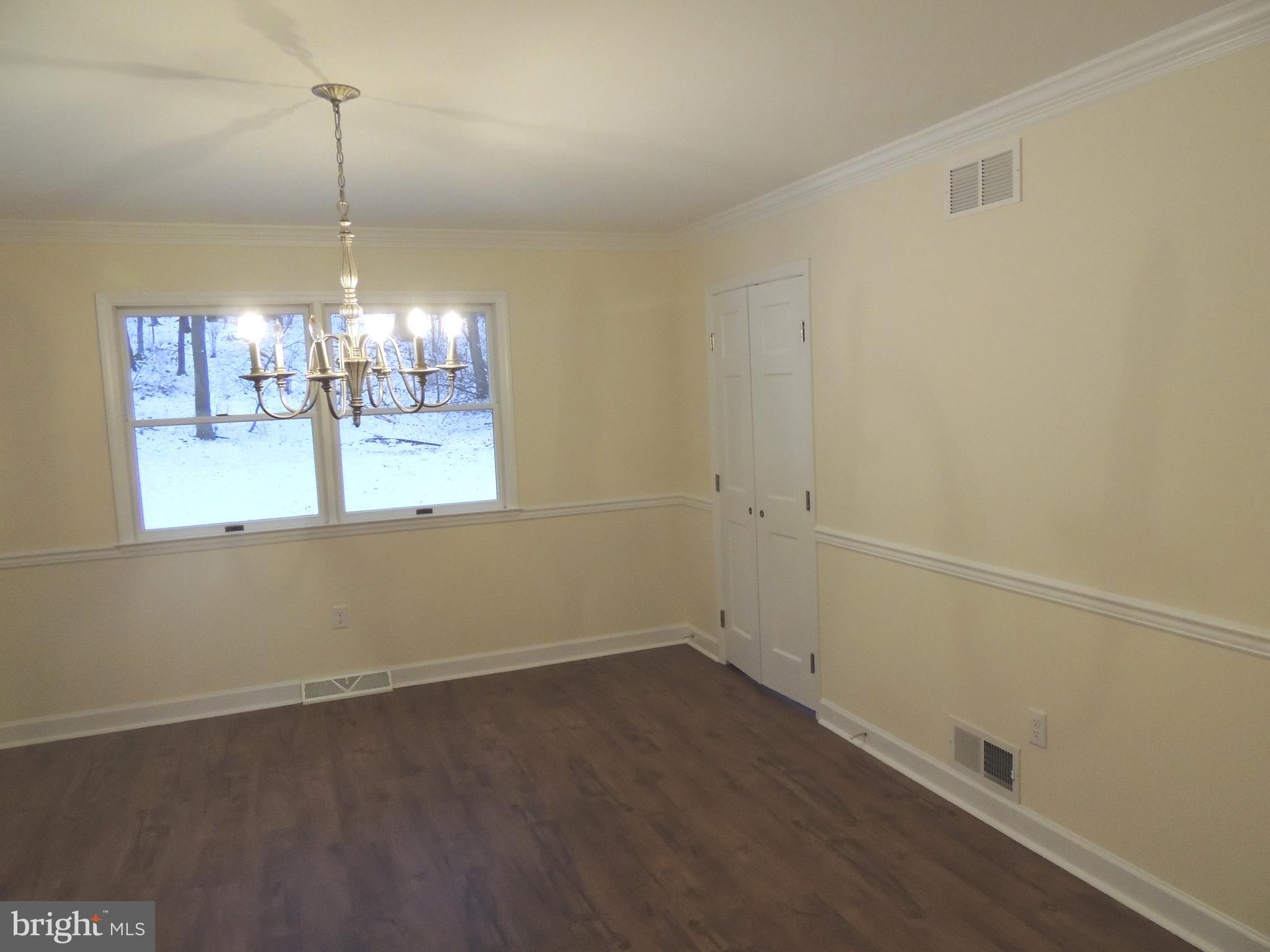 518 Arrowhead Trail Sinking Spring, PA 19608 - Photo 21 of 63 dinning room