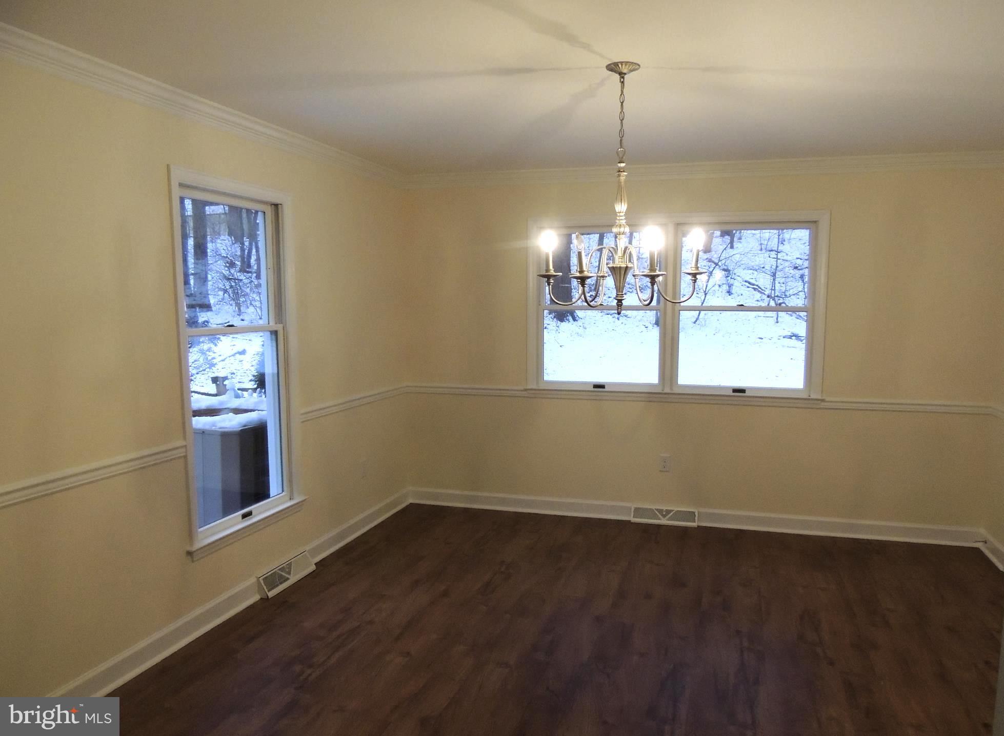 518 Arrowhead Trail Sinking Spring, PA 19608 - Photo 23 of 63 dinning room