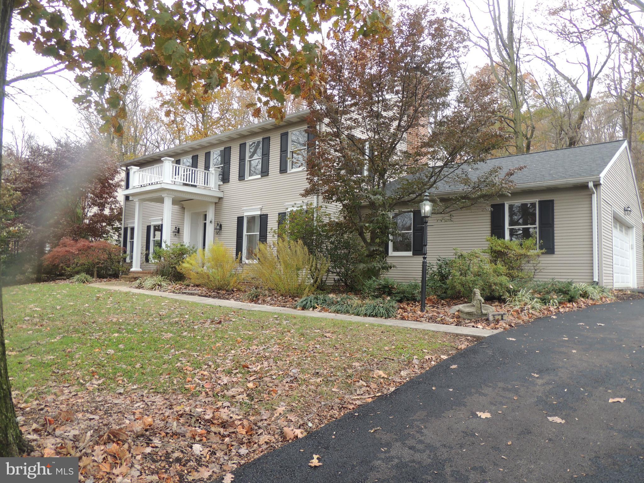 518 Arrowhead Trail Sinking Spring, PA 19608 - Photo 6 of 63 low maintenance vinyl siding