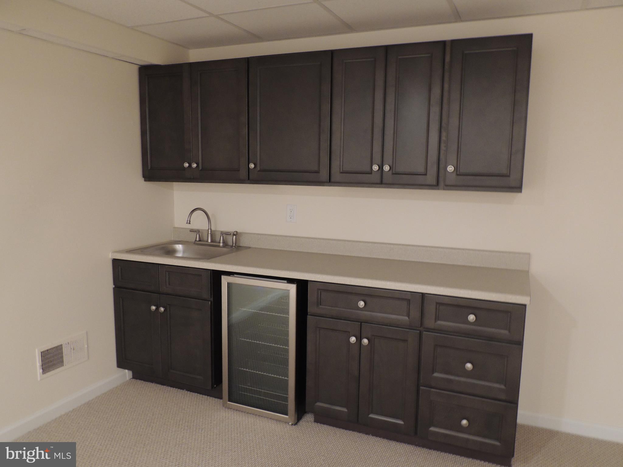 518 Arrowhead Trail Sinking Spring, PA 19608 - Photo 55 of 63 downstairs wet bar