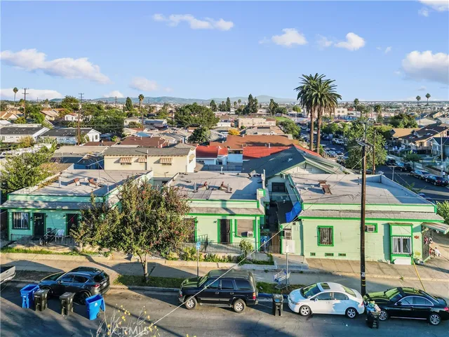 a car parked in front of a building