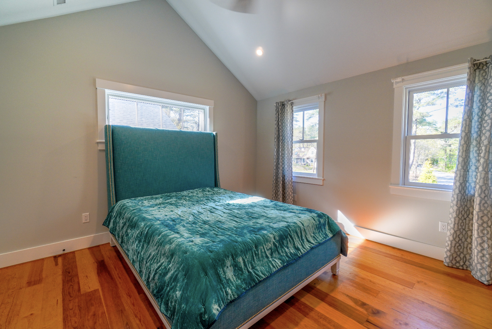 3 Sengekontacket Road Oak Bluffs, MA 02557 - Photo 23 of 34 a bedroom with bed and window