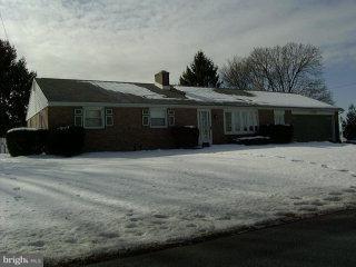 626 Pine Hill Road Lititz, PA 17543 - Photo 1 of 6