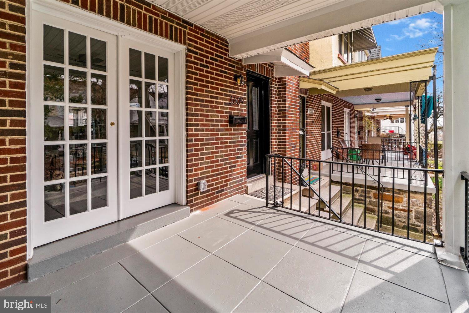 3609 Elkader Road Baltimore, MD 21218 - Photo 4 of 35 Front Porch