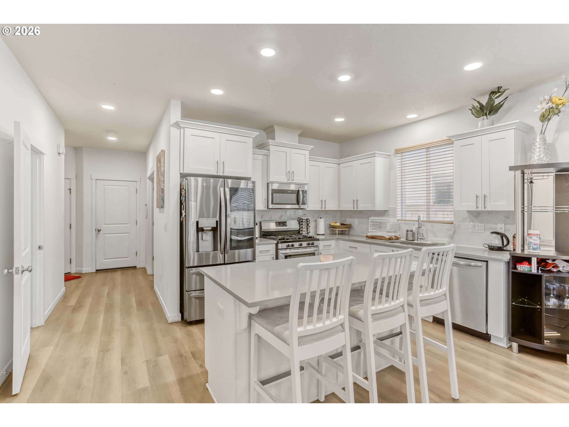 825 South 23rd Avenue Cornelius, OR 97113 - Photo 11 of 29