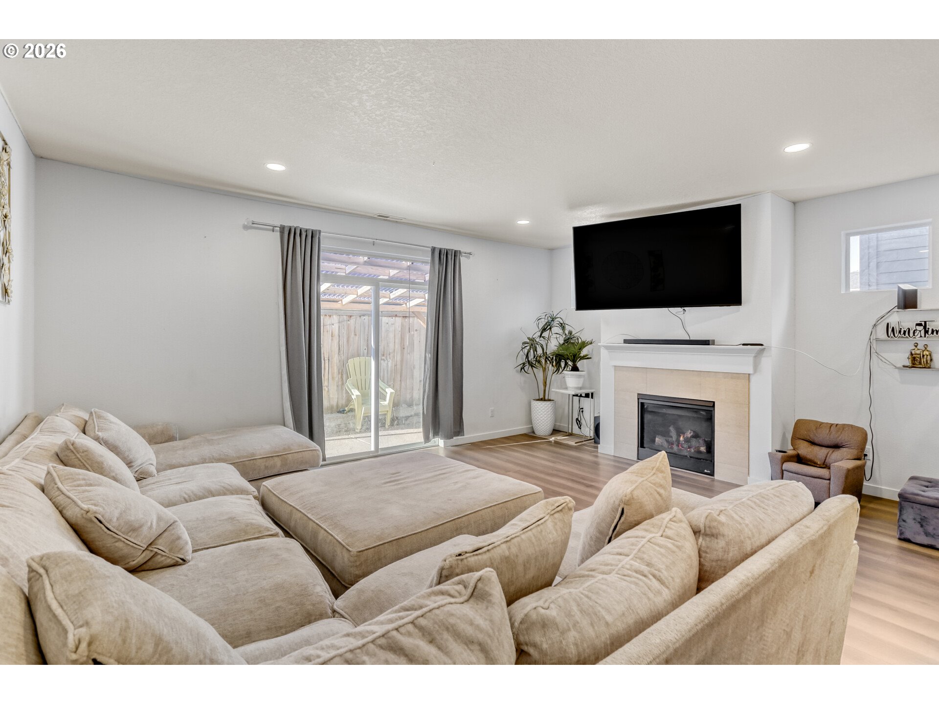 825 South 23rd Avenue Cornelius, OR 97113 - Photo 8 of 29