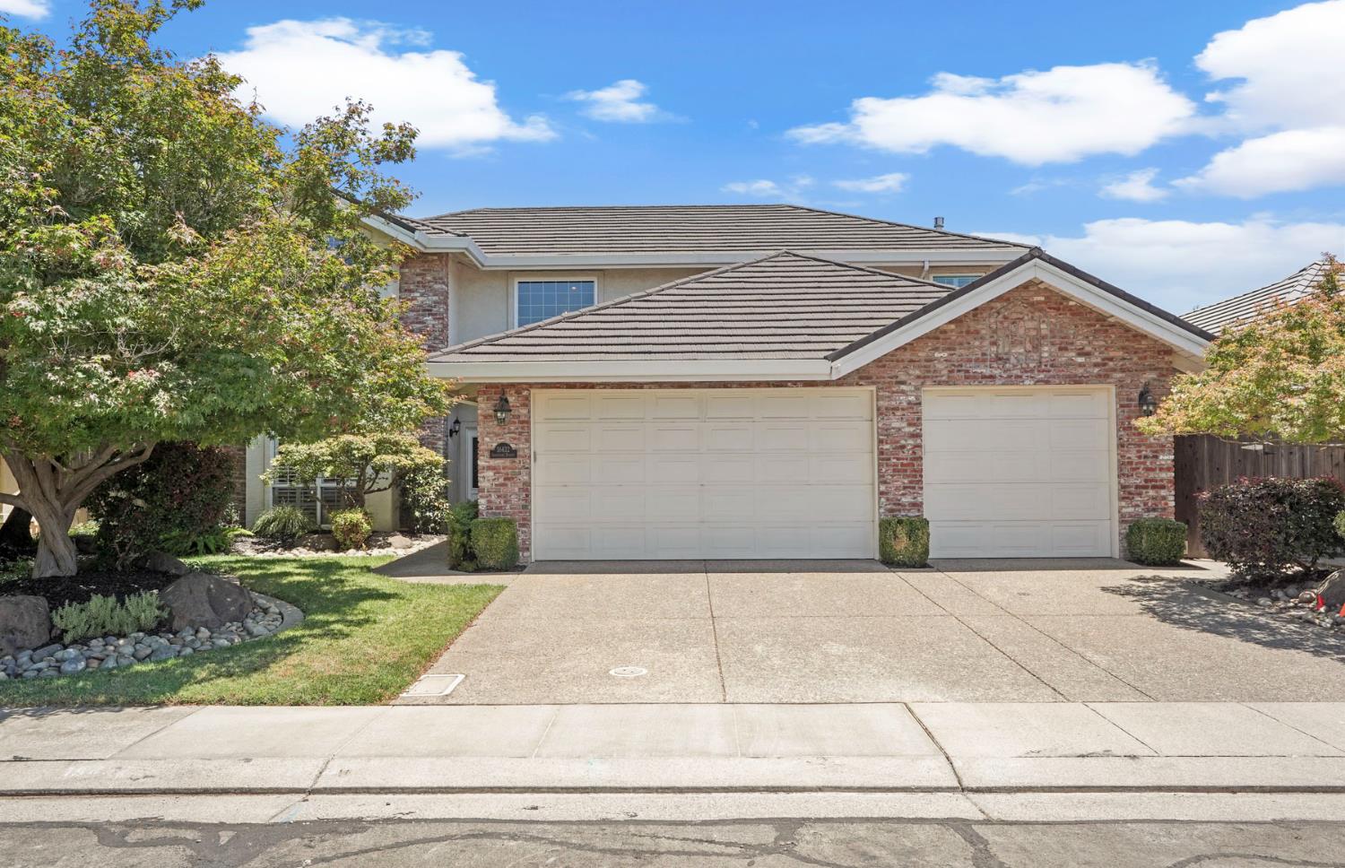 18432 Ironstone Street Woodbridge, CA 95258 - Photo 2 of 50