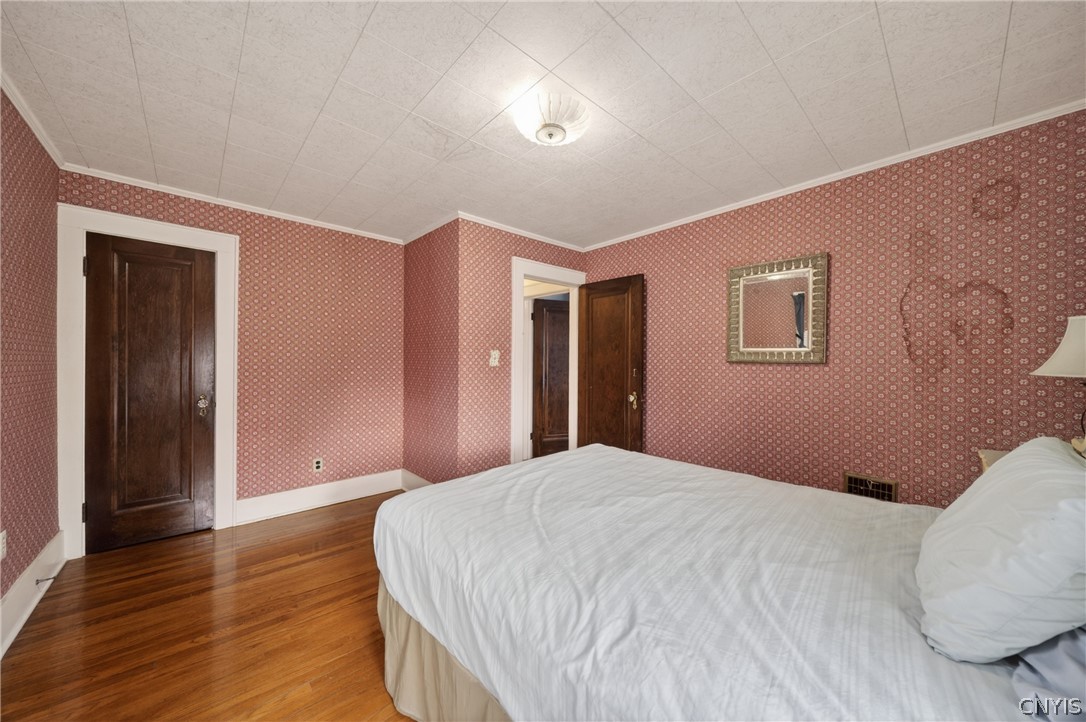 521 Kensington Road Syracuse, NY 13210 - Photo 11 of 26