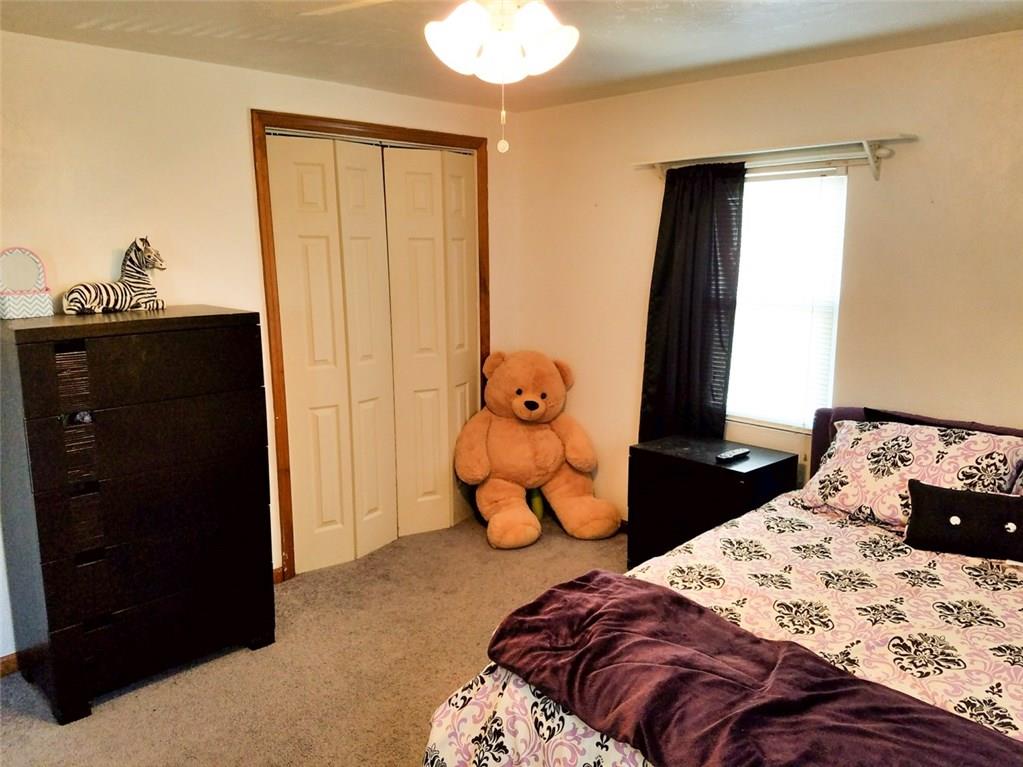 1824 Devonshire Road Coraopolis, PA 15108 - Photo 13 of 17 Gallery Image 13