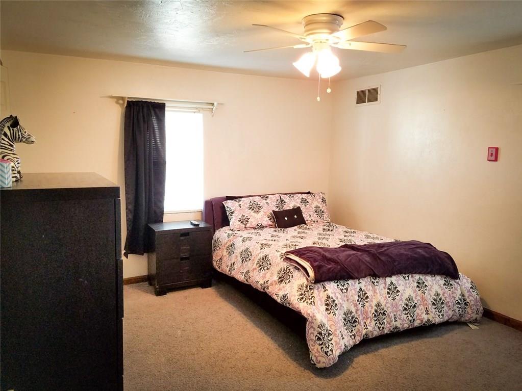 1824 Devonshire Road Coraopolis, PA 15108 - Photo 14 of 17 Gallery Image 14