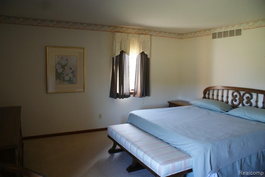 2185 Broker Road Lapeer, MI 48446 - Photo 33 of 58 April 508.JPG