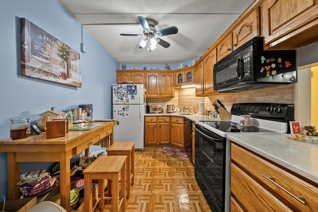 159 Main, Unit 23C Stoneham, MA 02180 - Photo 3 of 32