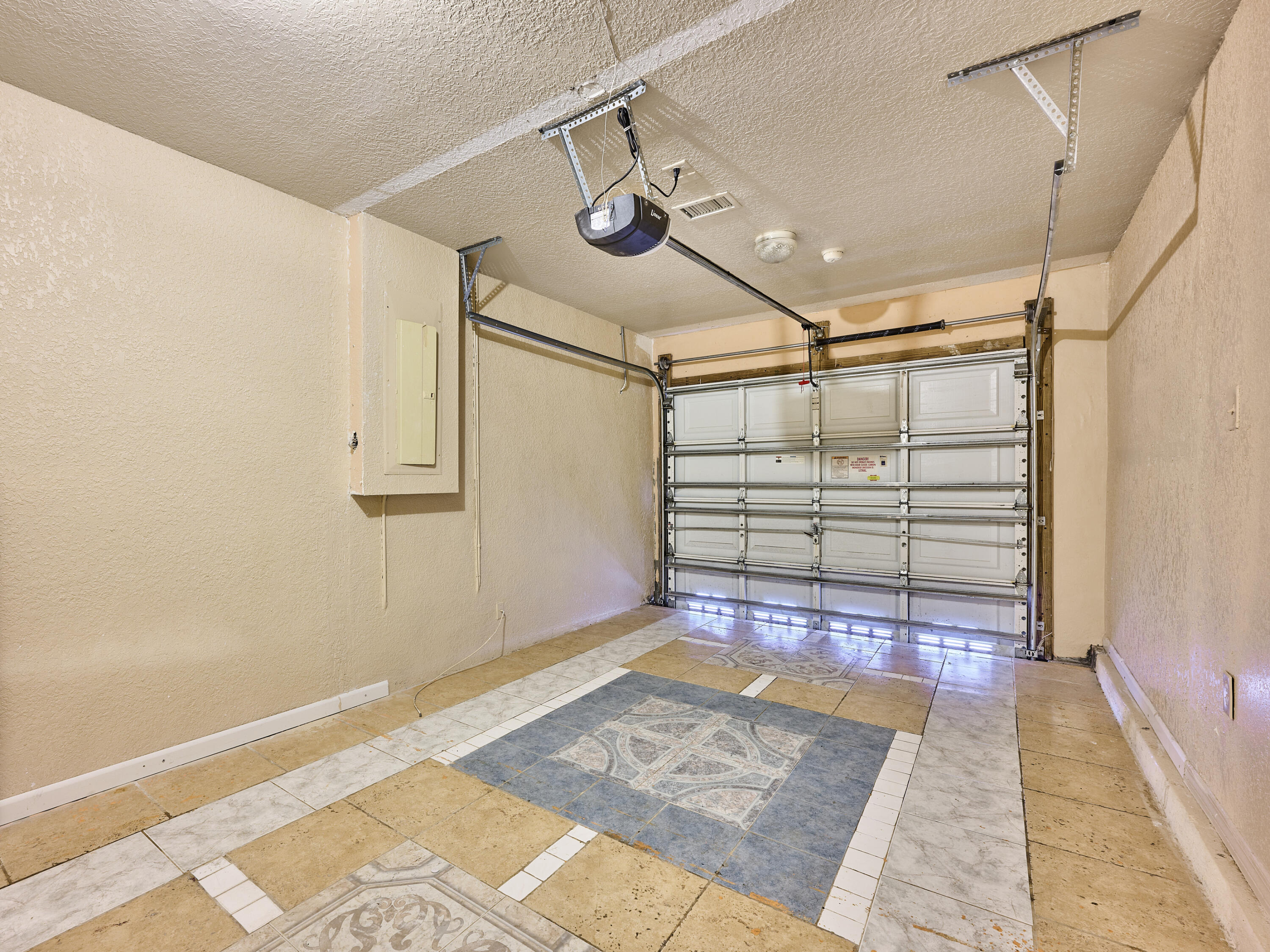 556 East Ridge Circle North Boynton Beach, FL 33435 - Photo 20 of 39 © PYL 0020