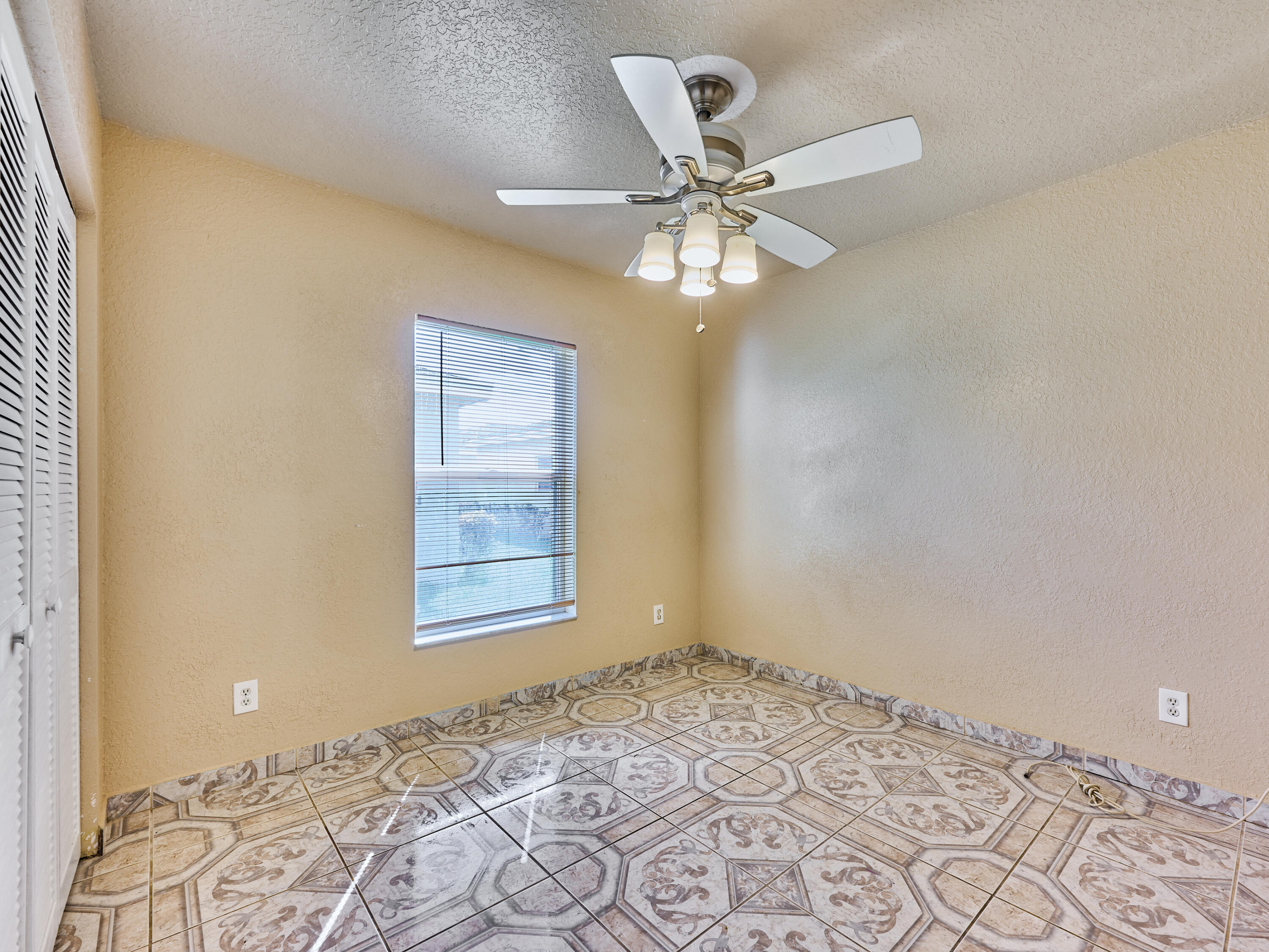 556 East Ridge Circle North Boynton Beach, FL 33435 - Photo 33 of 39 © PYL 0033