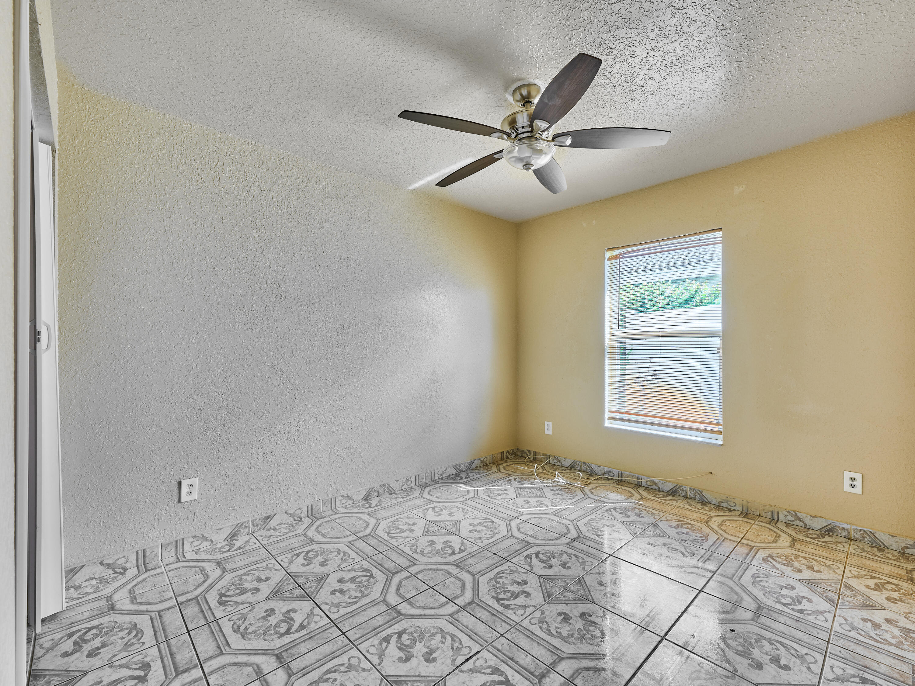 556 East Ridge Circle North Boynton Beach, FL 33435 - Photo 37 of 39 © PYL 0037