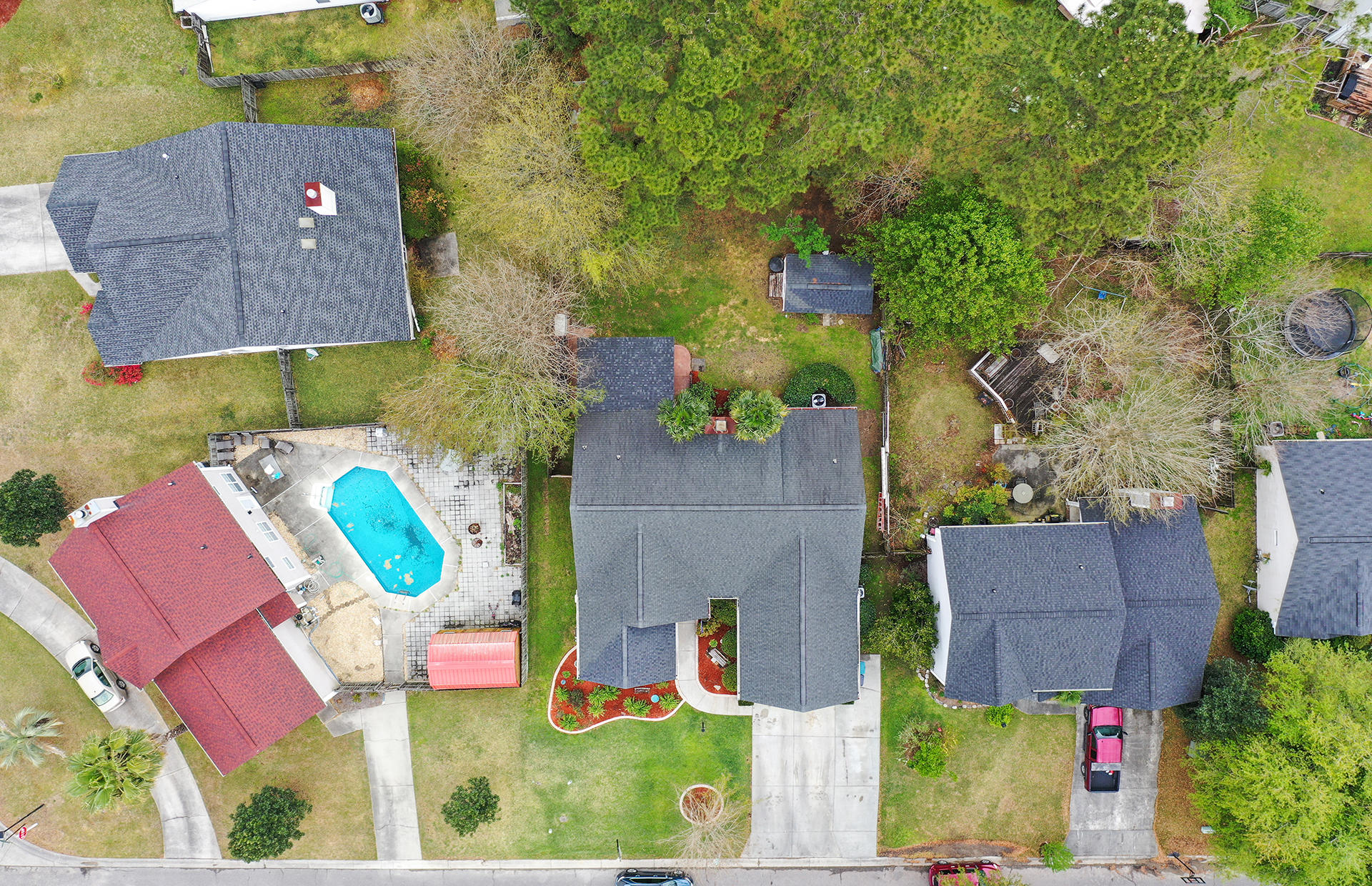 105 Whaler Road Summerville, SC 29485 - Photo 37 of 40 6