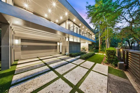 $6,995,000 | 3232 Emathla Street, Miami, FL 33133
